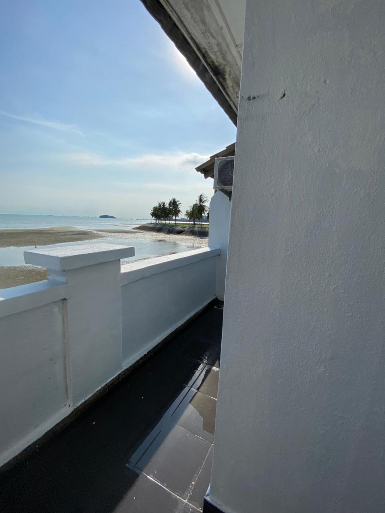 Pd Seaview Paradise Lagoon Apartment Port Dickson Exterior photo