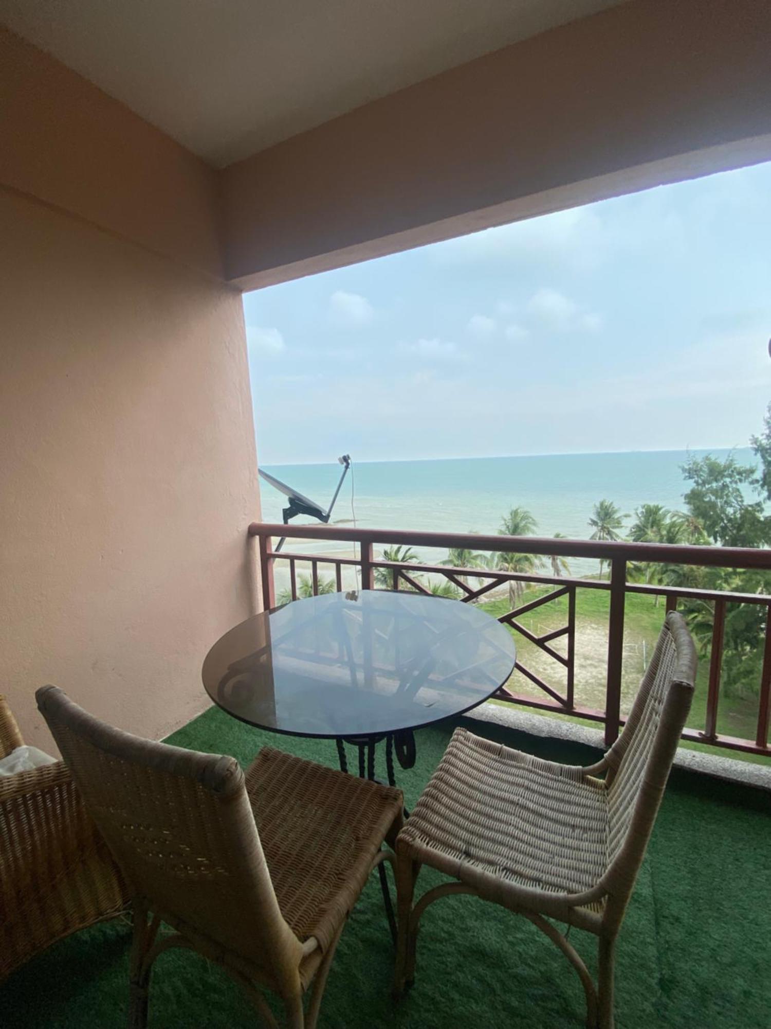 Pd Seaview Paradise Lagoon Apartment Port Dickson Exterior photo